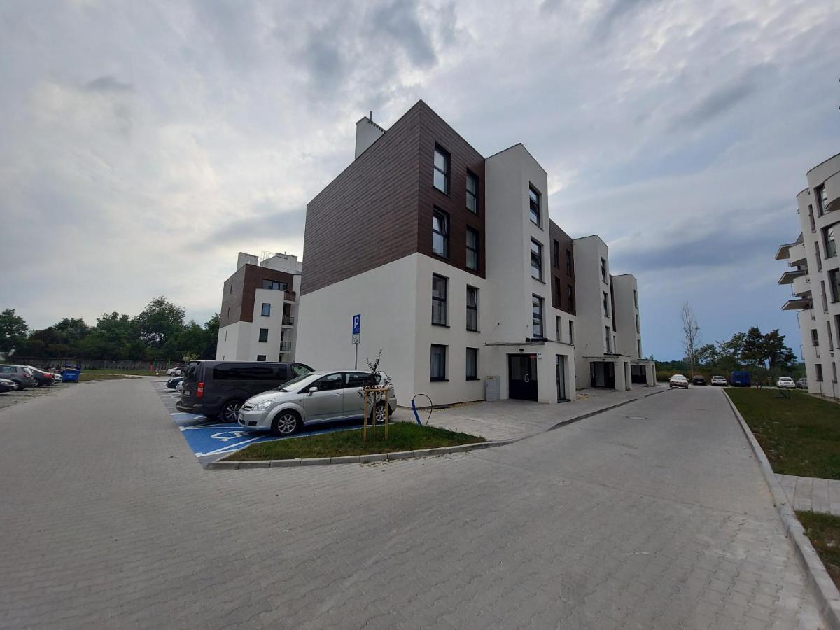 Kawalerka Na Piastowskim Ополе Экстерьер фото